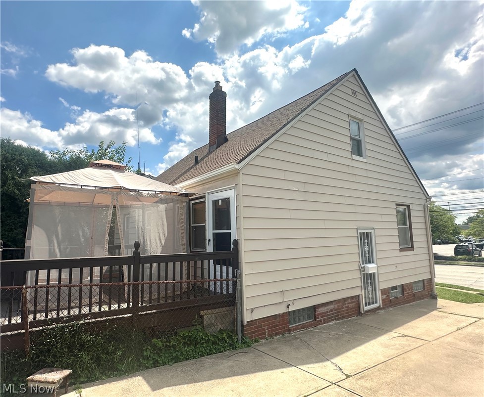 16721 Harvard Avenue Property Photo 6