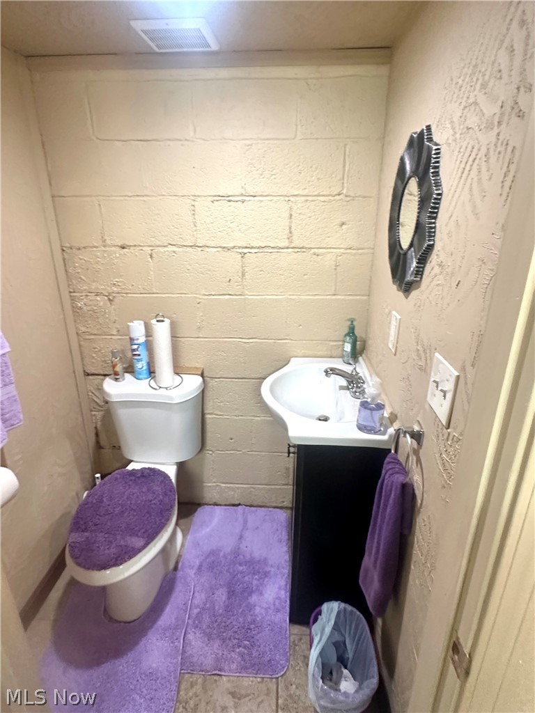 16721 Harvard Avenue Property Photo 41