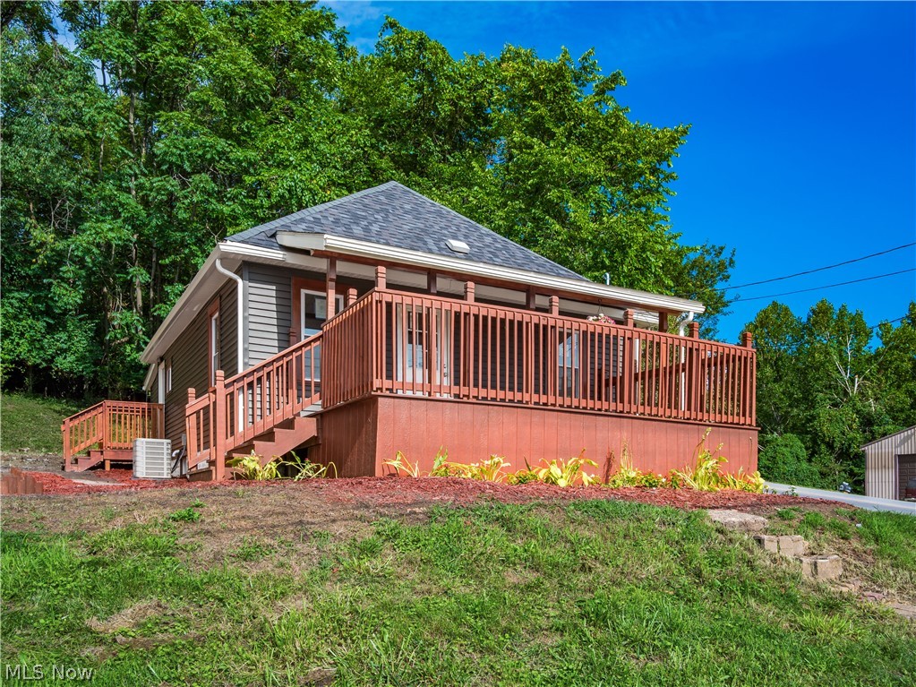 2695 Linden Avenue Property Photo 1