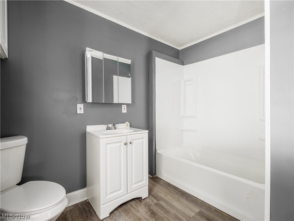 2695 Linden Avenue Property Photo 16