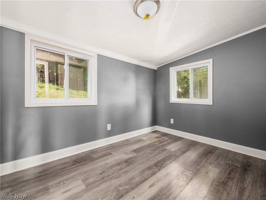 2695 Linden Avenue Property Photo 18