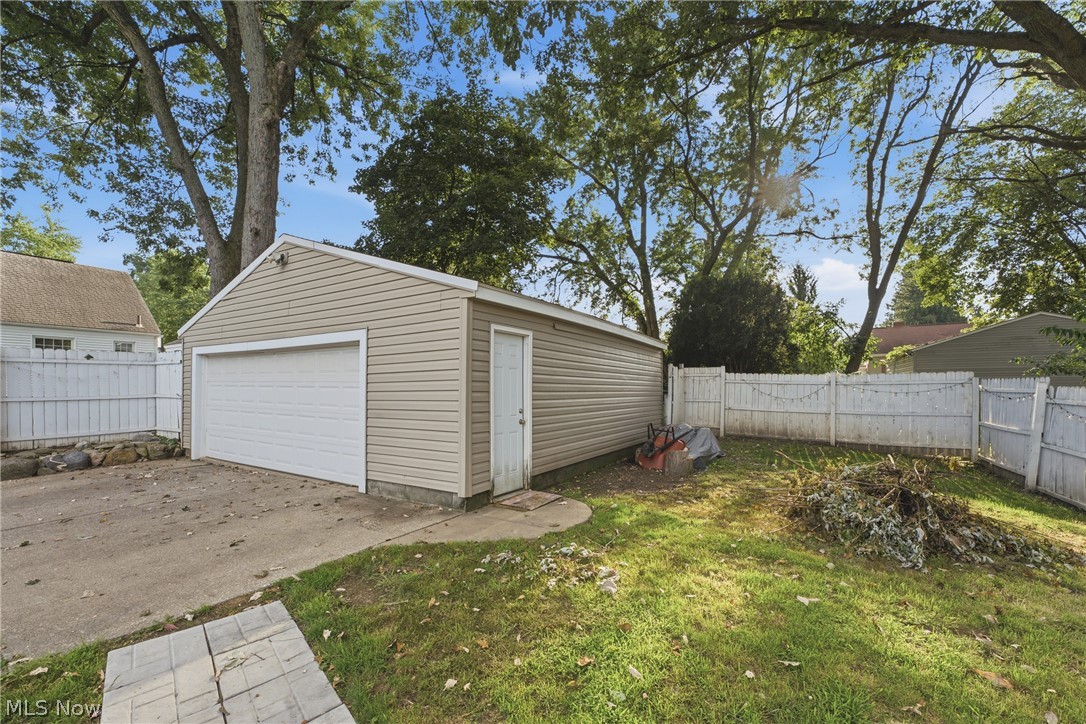 88 Ansel Avenue Property Photo 42
