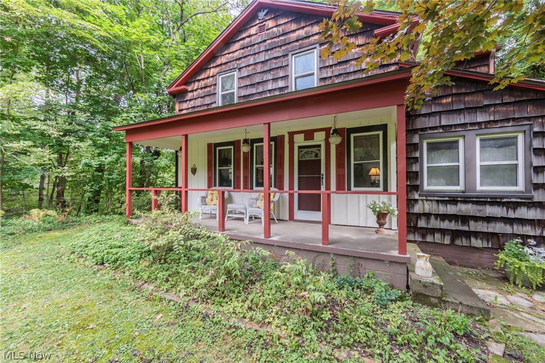 2085 Stine Road Property Photo 1