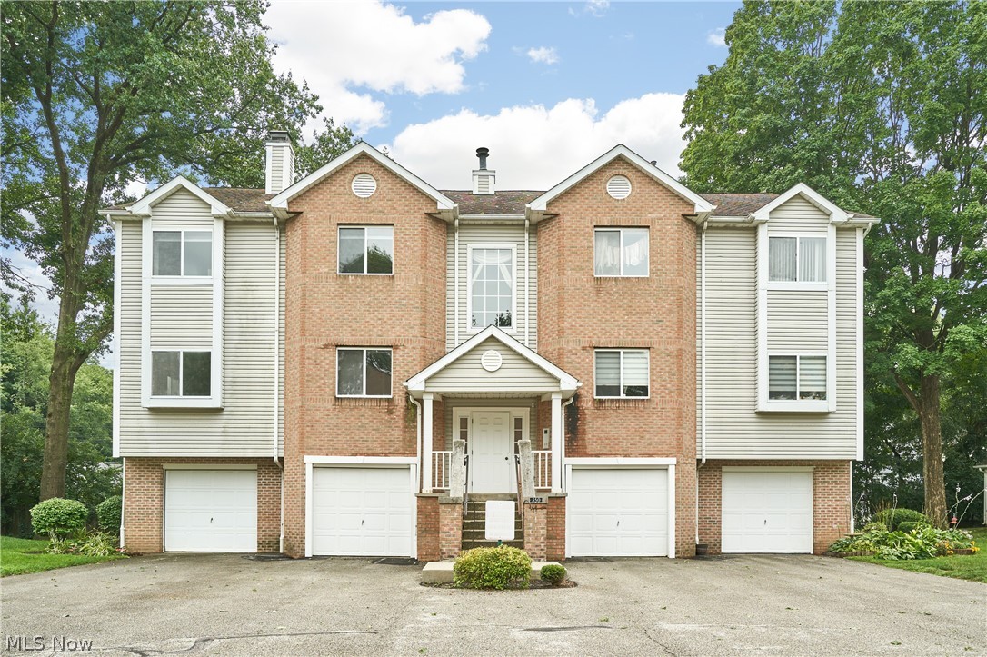 350 Village Pointe Drive 3 Property Photo 1