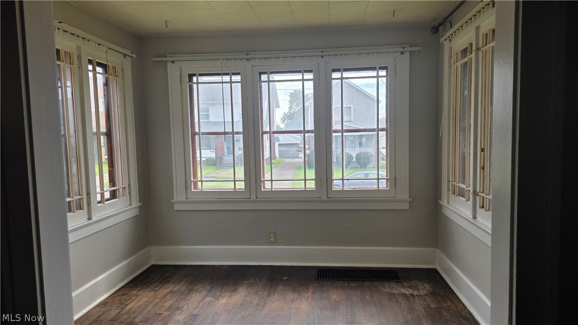126 Manchester Avenue A Property Photo 5