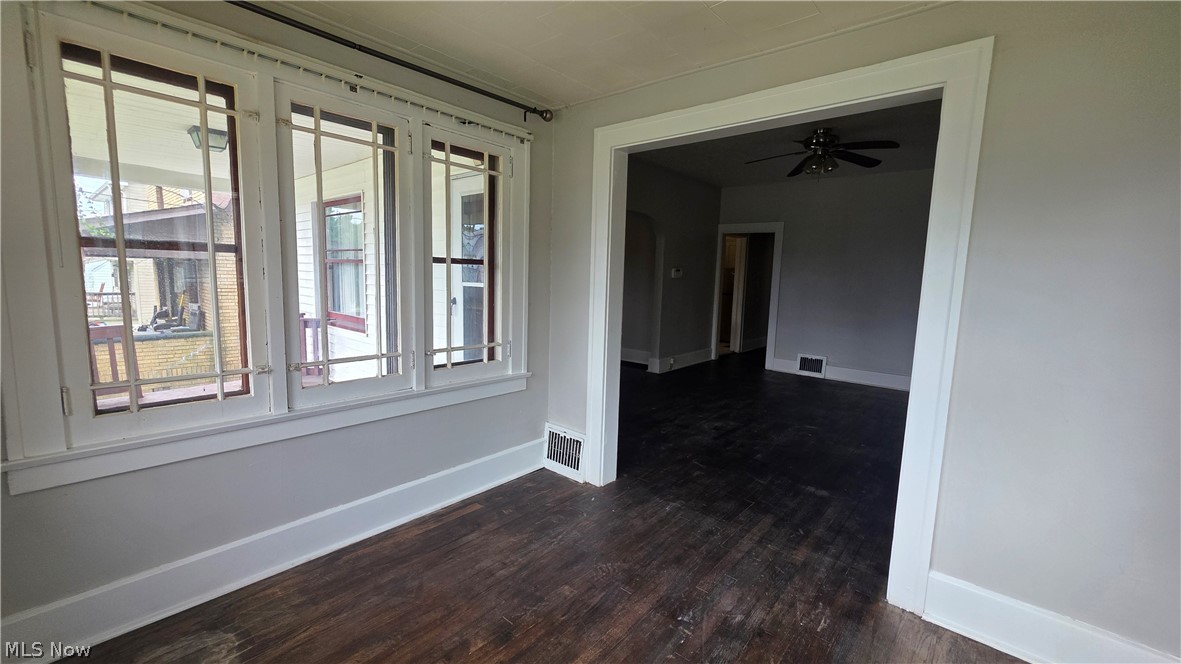 126 Manchester Avenue A Property Photo 6