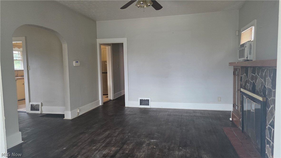 126 Manchester Avenue A Property Photo 7