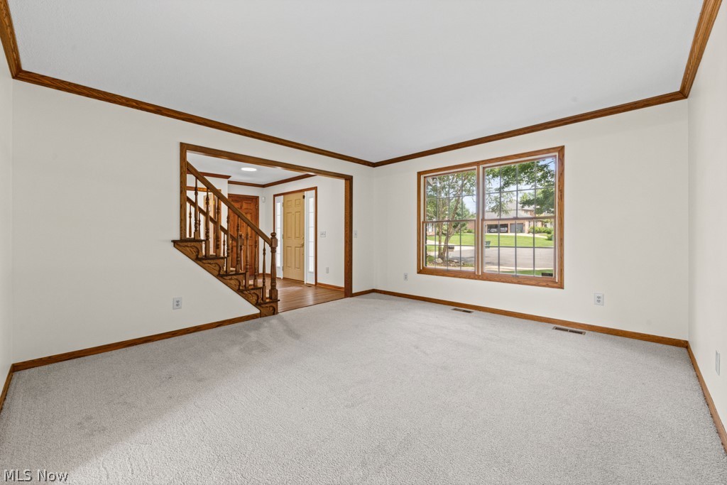 6962 Mapleridge Circle Nw Property Photo 5