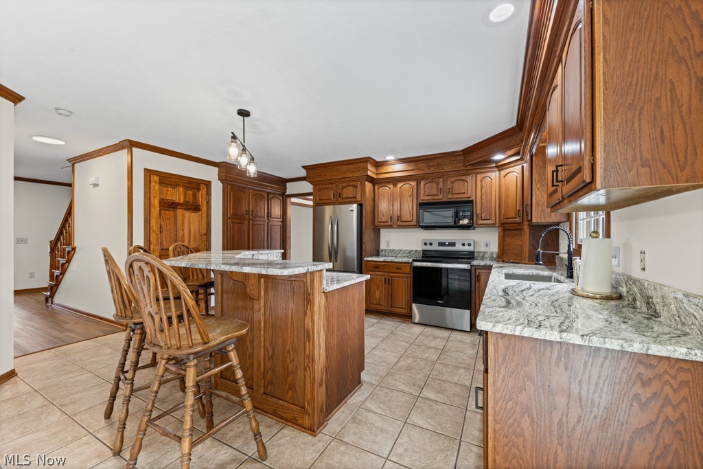 6962 Mapleridge Circle Nw Property Photo 9