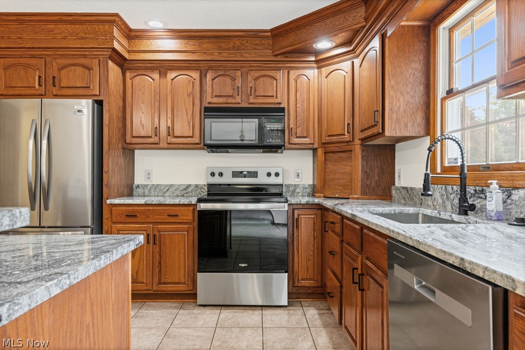 6962 Mapleridge Circle Nw Property Photo 10