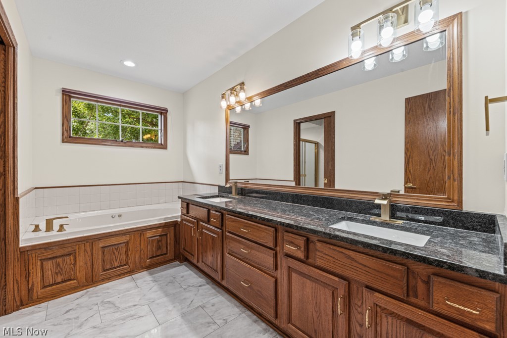 6962 Mapleridge Circle Nw Property Photo 30