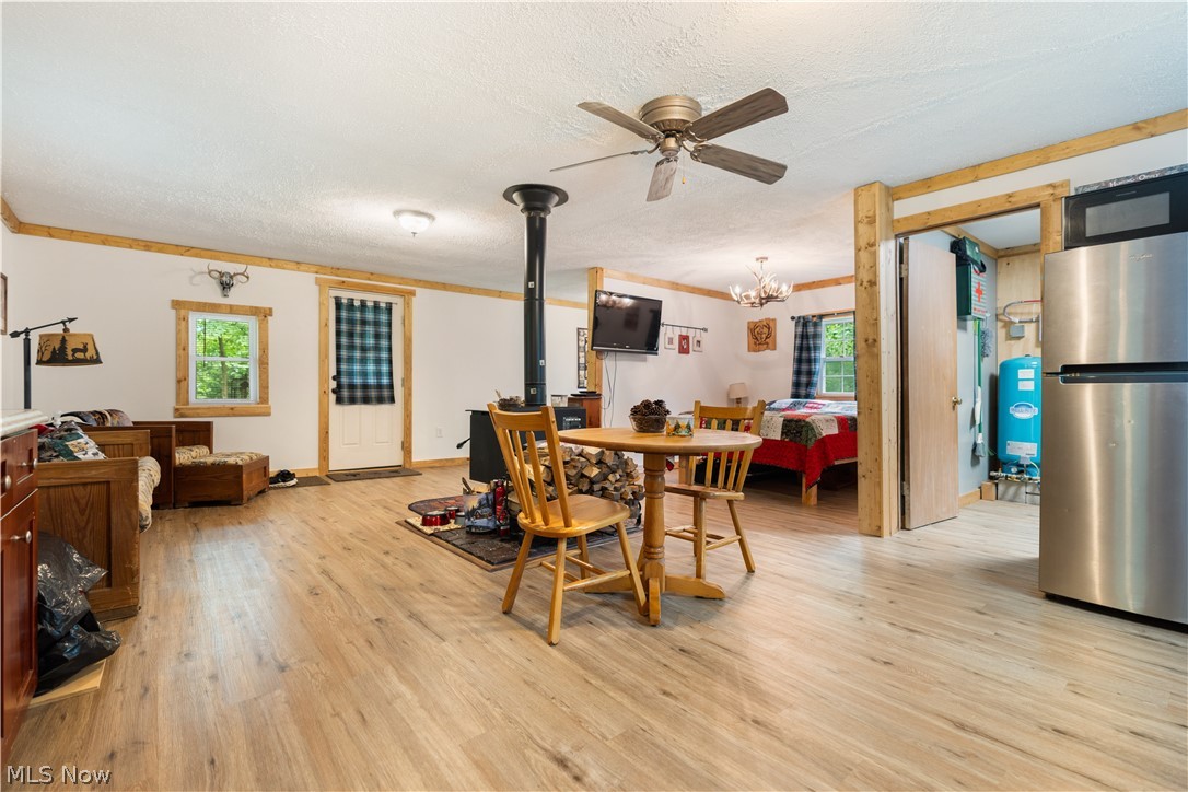 17881 Horseshoe Bend Road E Property Photo 9
