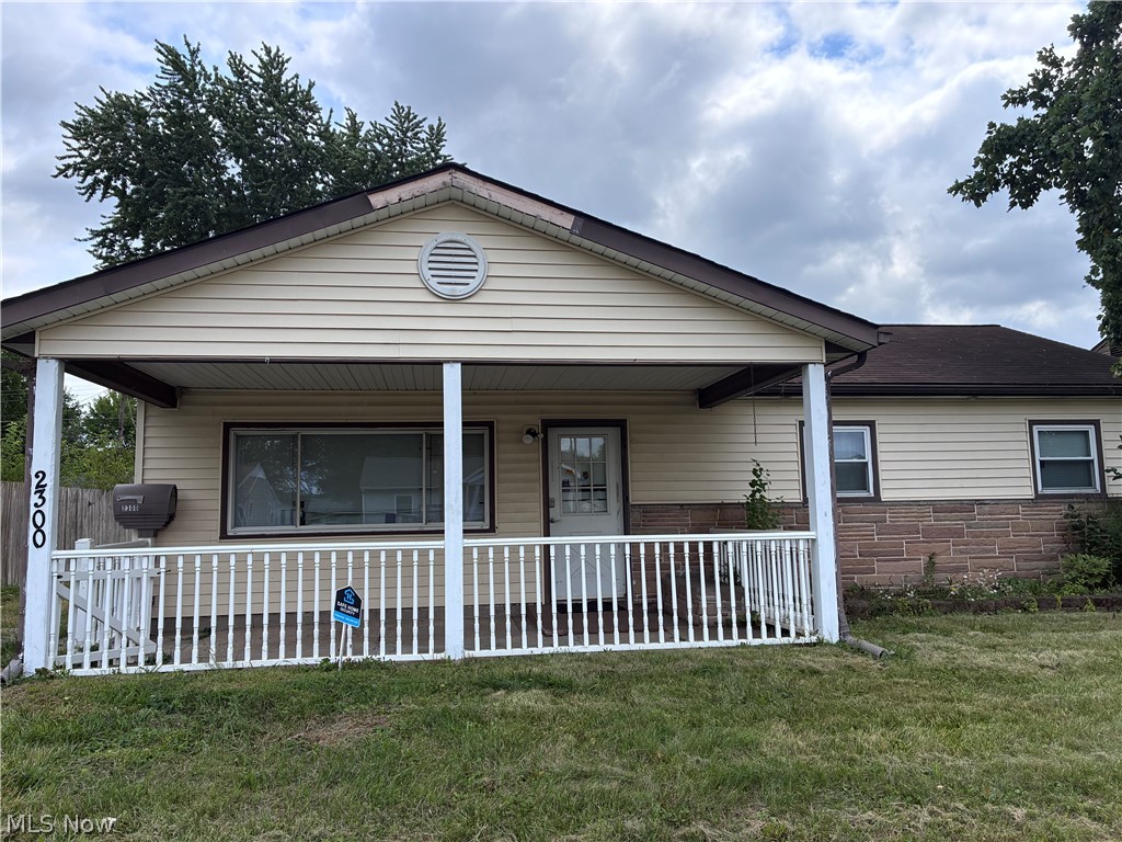 2300 Midway Avenue Ne Property Photo 1
