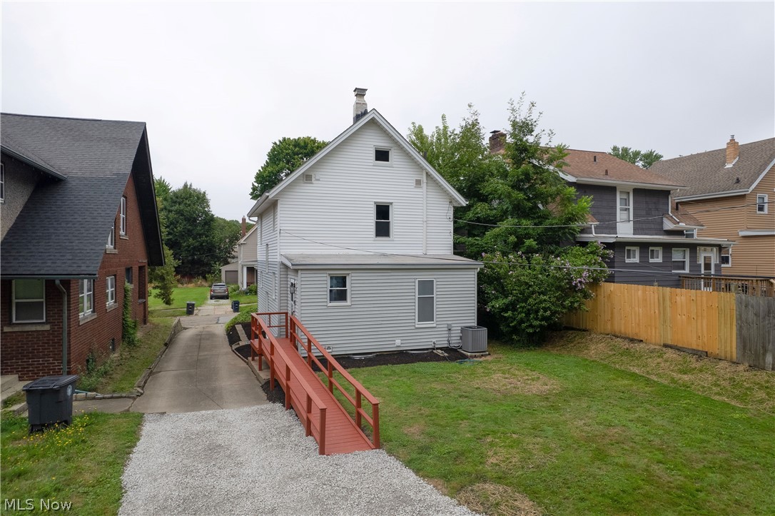 362 Palm Avenue Property Photo 5