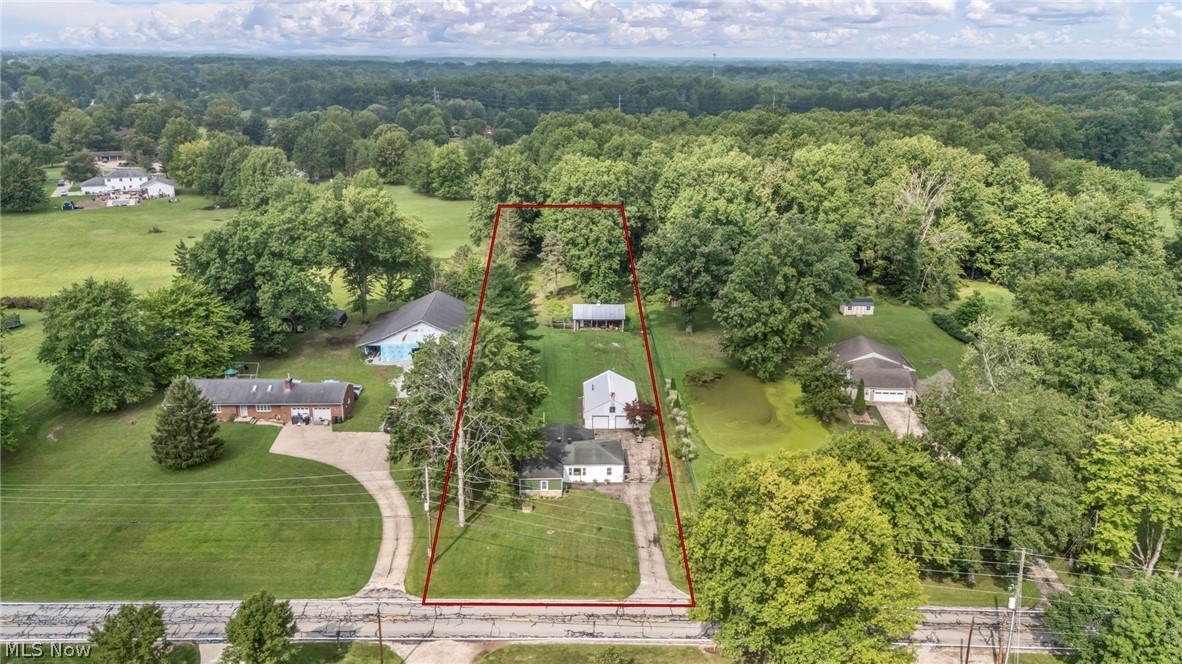11690 Durkee Road Property Photo 1
