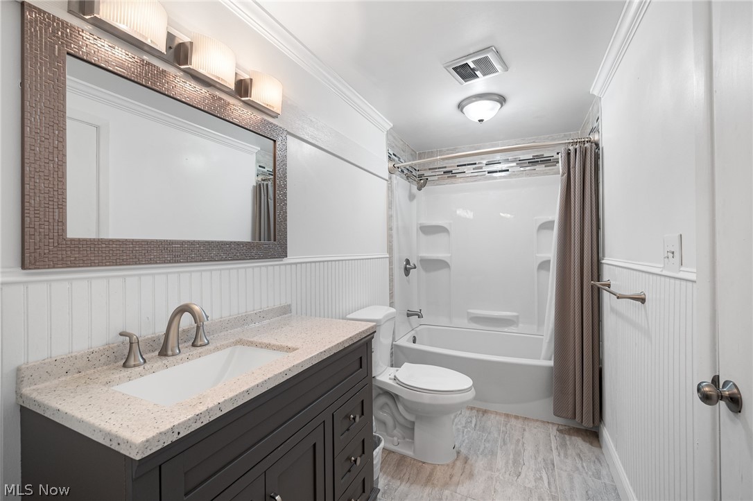 335 Vassar Avenue Property Photo 26