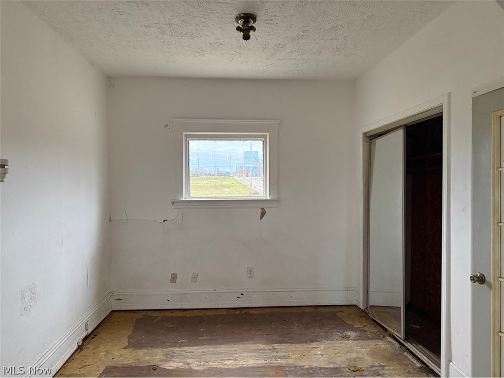 7611 Marble Avenue Property Photo 6