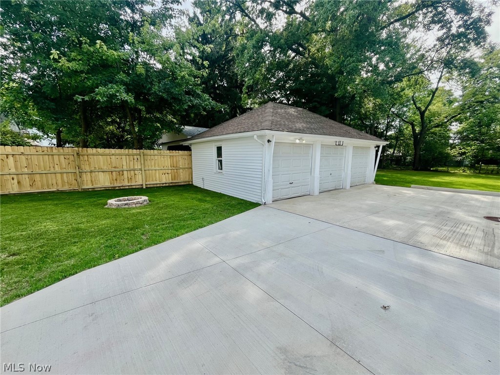 1720 Beaconwood Property Photo 27