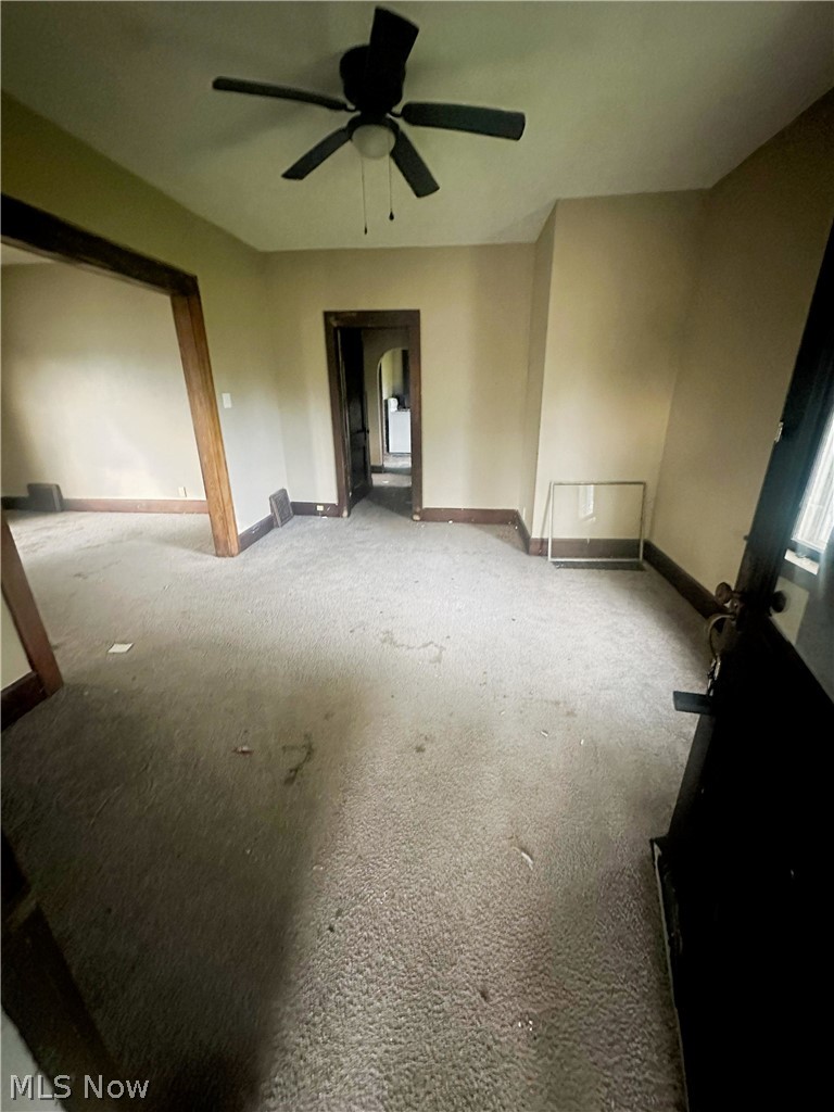 1043 S Webb Avenue Property Photo 5