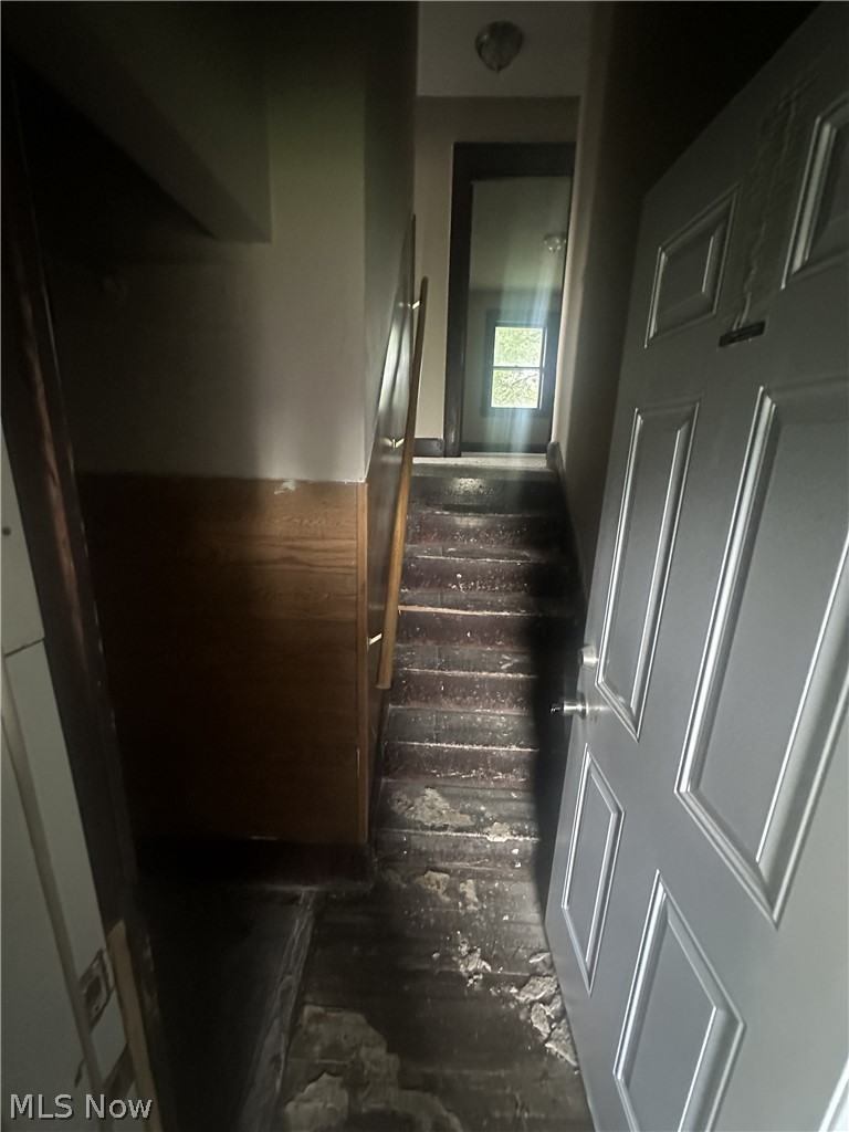 1043 S Webb Avenue Property Photo 13