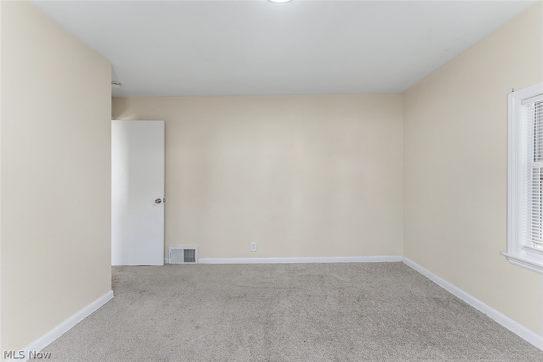 19316 Milan Drive Property Photo 13