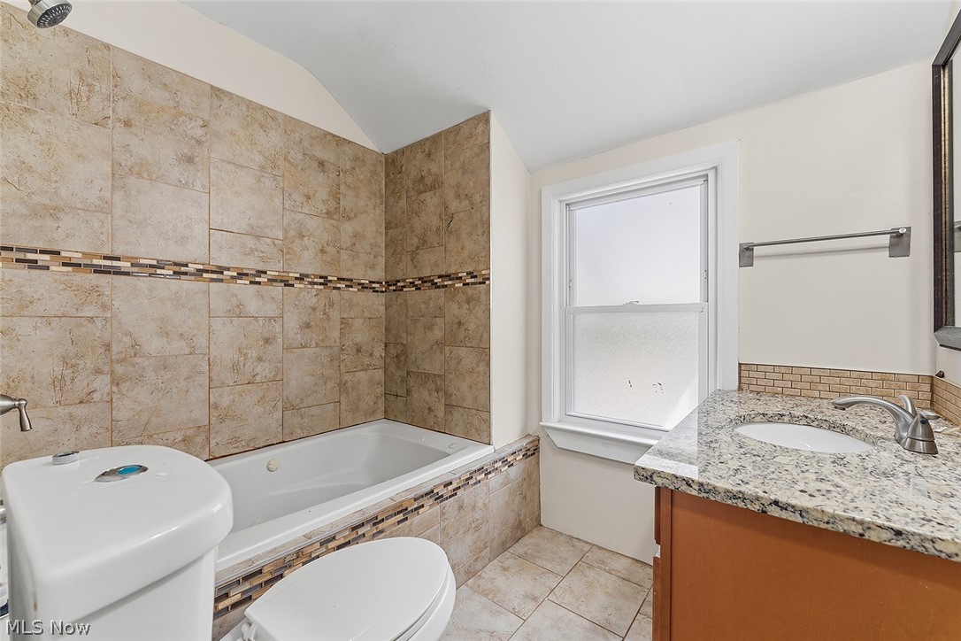 19316 Milan Drive Property Photo 14