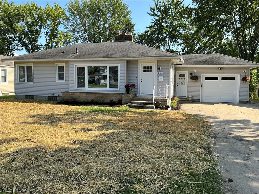 251 Hilliard Road Property Photo 1