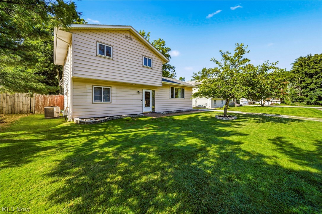 38102 Parkway Boulevard Property Photo 3