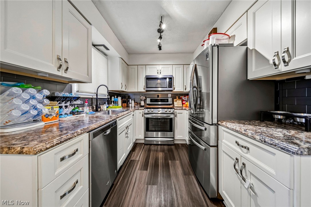 38102 Parkway Boulevard Property Photo 11