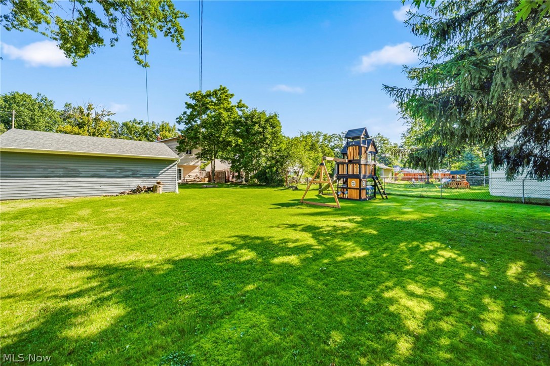 38102 Parkway Boulevard Property Photo 33