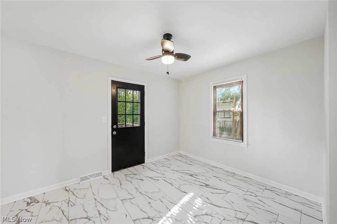 1155 Bell Court Property Photo 8