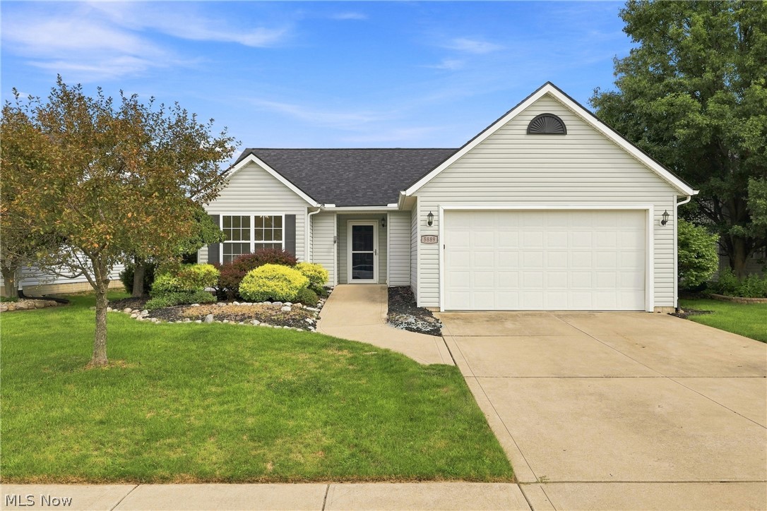 5889 W Breezeway Drive W Property Photo 1