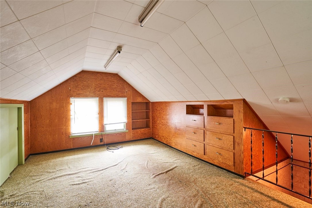 446 E Voris Street Property Photo 18