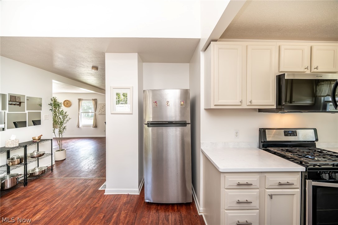 3804 Eigen Street Property Photo 20