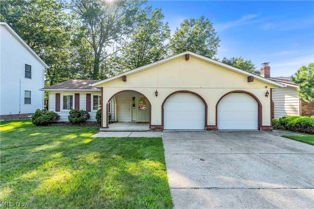 23694 Samuel Drive Property Photo 3