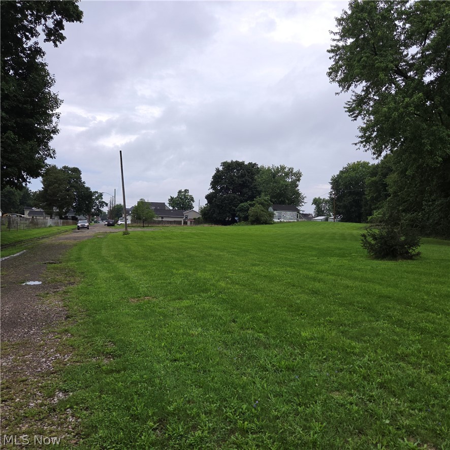 357 N 6th Street Property Photo 2