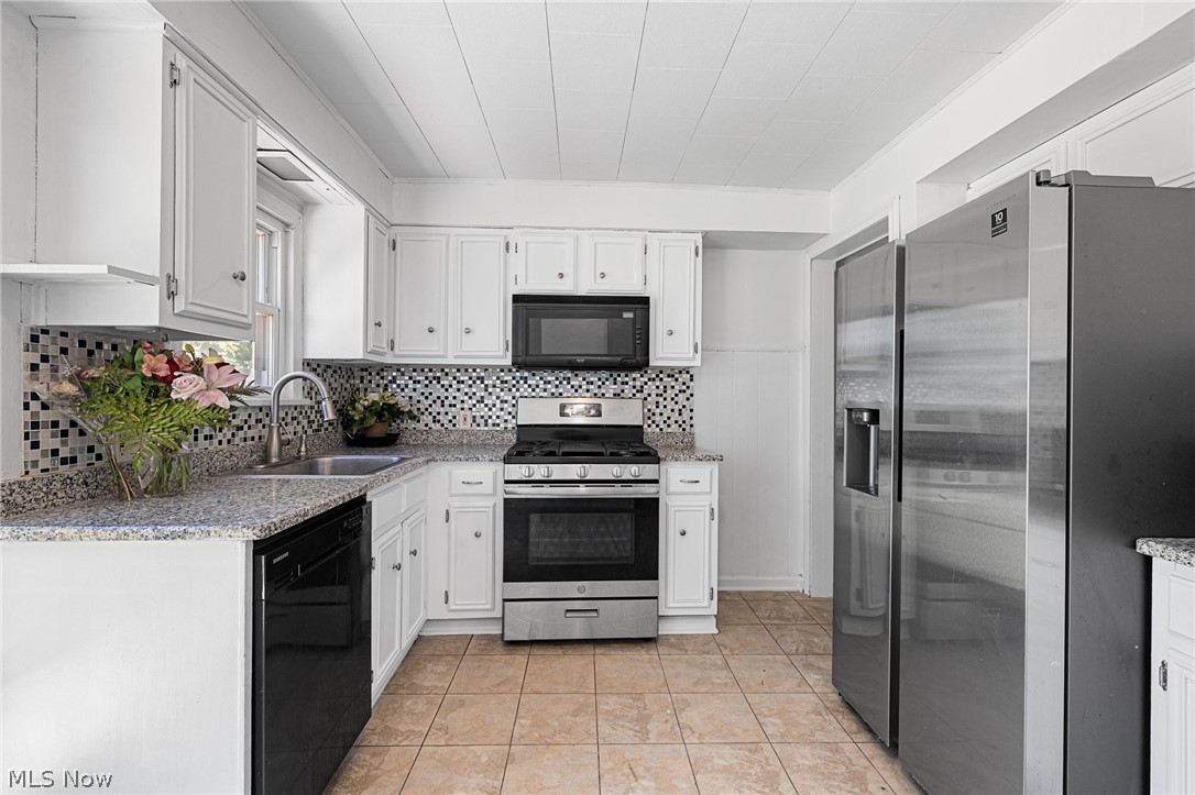 10810 Windham Road Property Photo 7