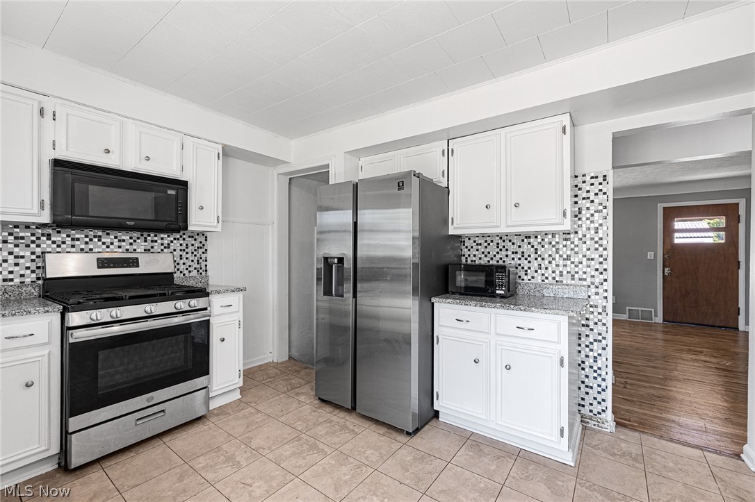 10810 Windham Road Property Photo 8