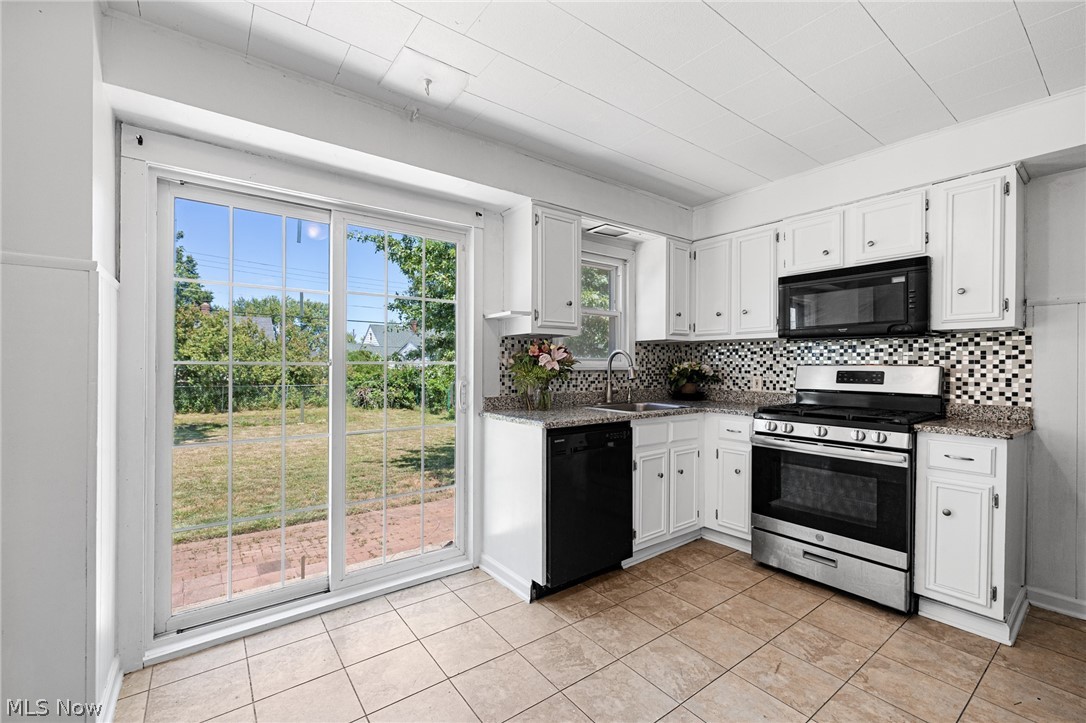 10810 Windham Road Property Photo 9