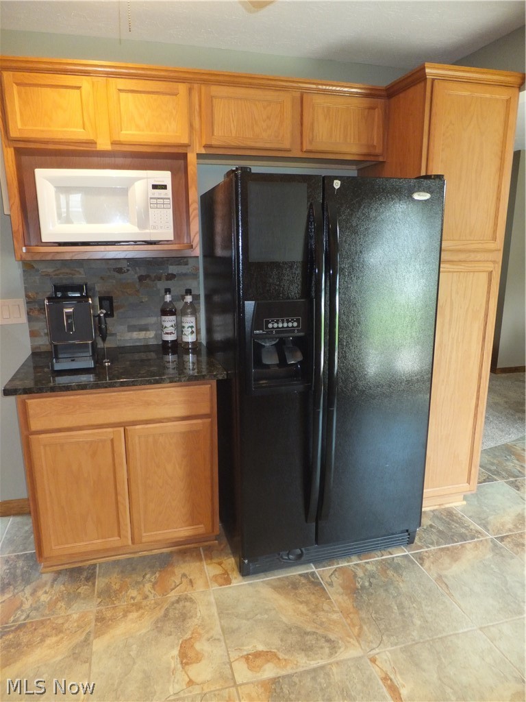 1211 Eric Lane Property Photo 7