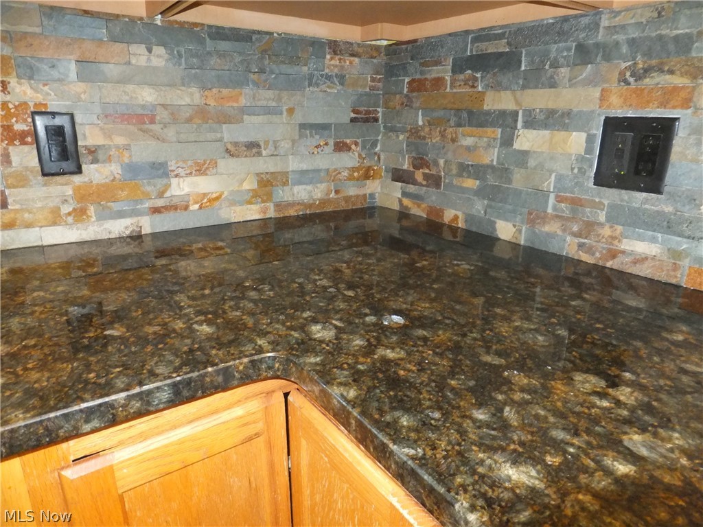 1211 Eric Lane Property Photo 10