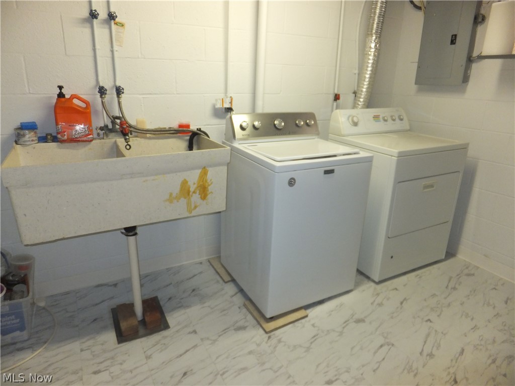 1211 Eric Lane Property Photo 19