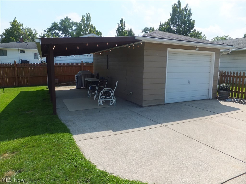 1211 Eric Lane Property Photo 28