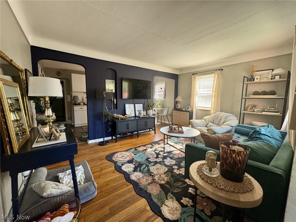 5207 Redfern Road Property Photo 4