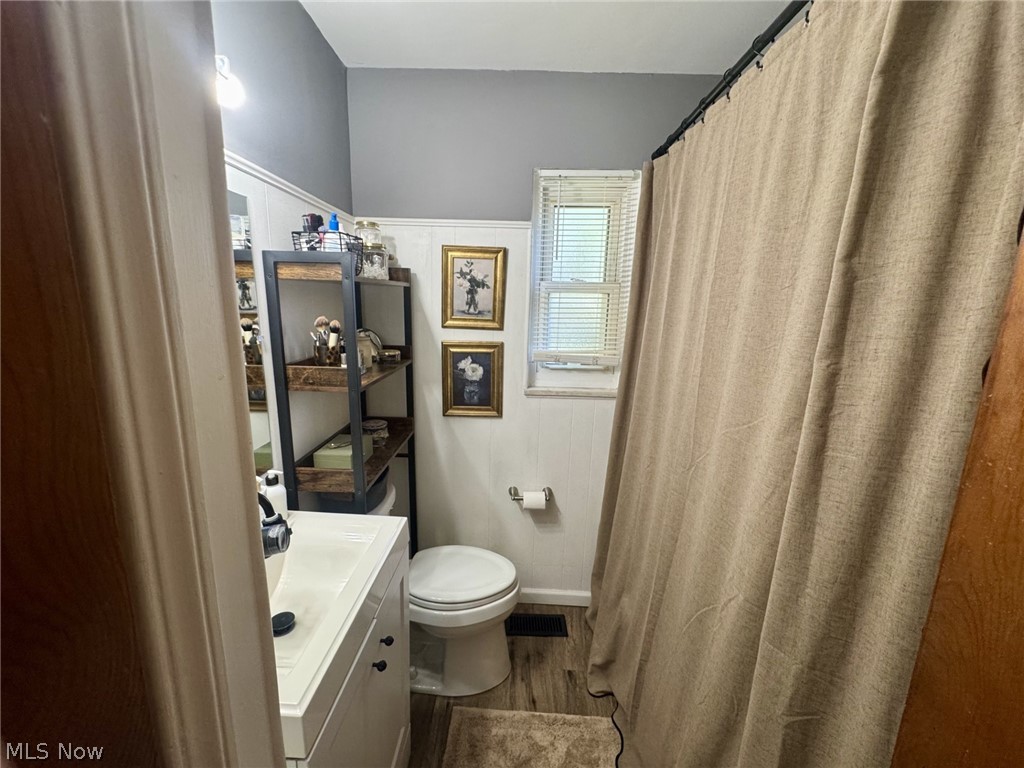 5207 Redfern Road Property Photo 11