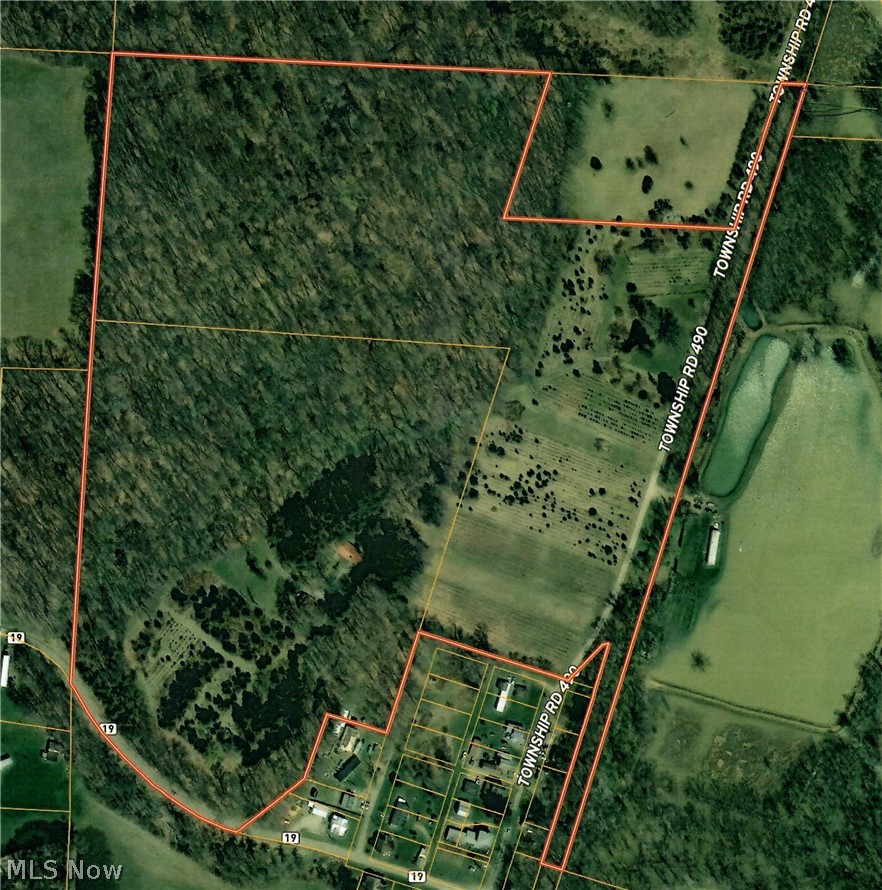 33111 Township Road 490 Property Photo 1