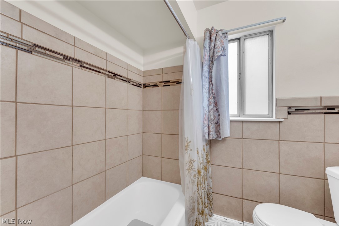 14152 Berwyn Avenue 2/up Property Photo 15