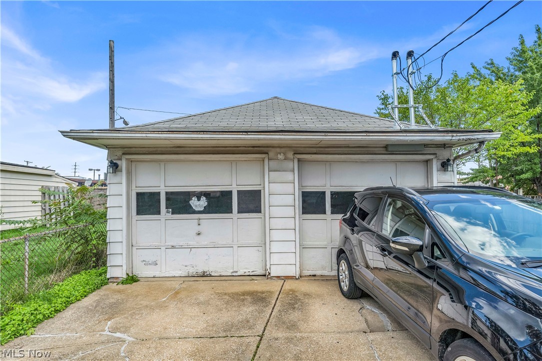 14152 Berwyn Avenue 2/up Property Photo 19
