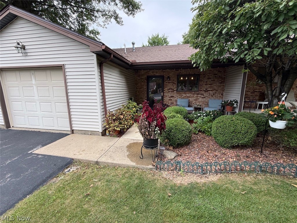 5713 Callaway Circle Property Photo 1