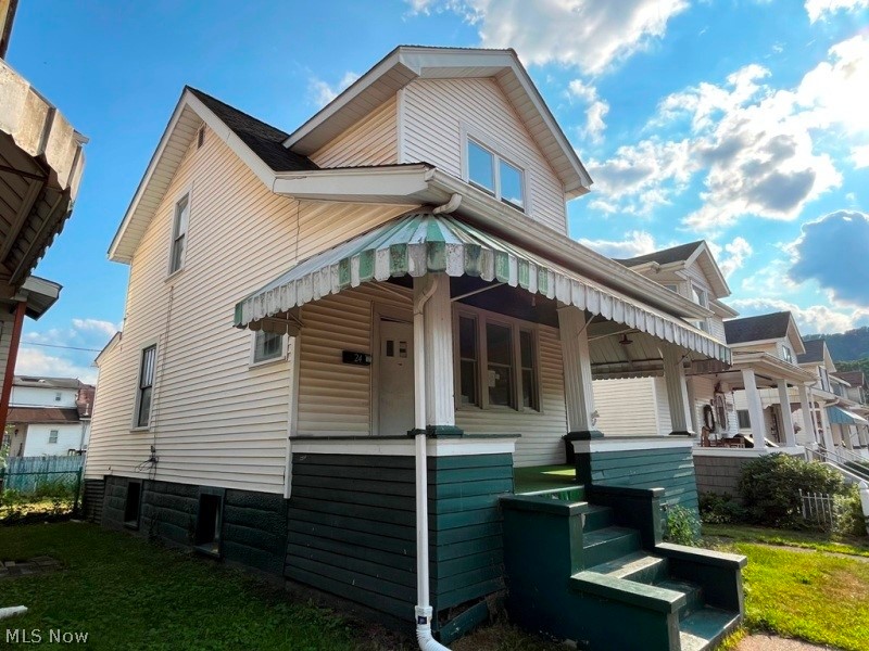 24 8th Street Property Photo 2